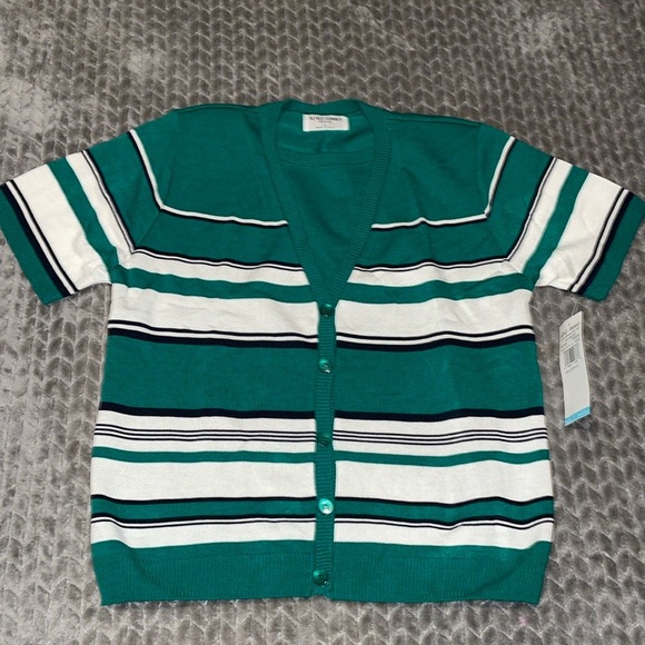 NWT Alfred Dunner Short Sleeve Sweater.  Large Petite. - Picture 7 of 14